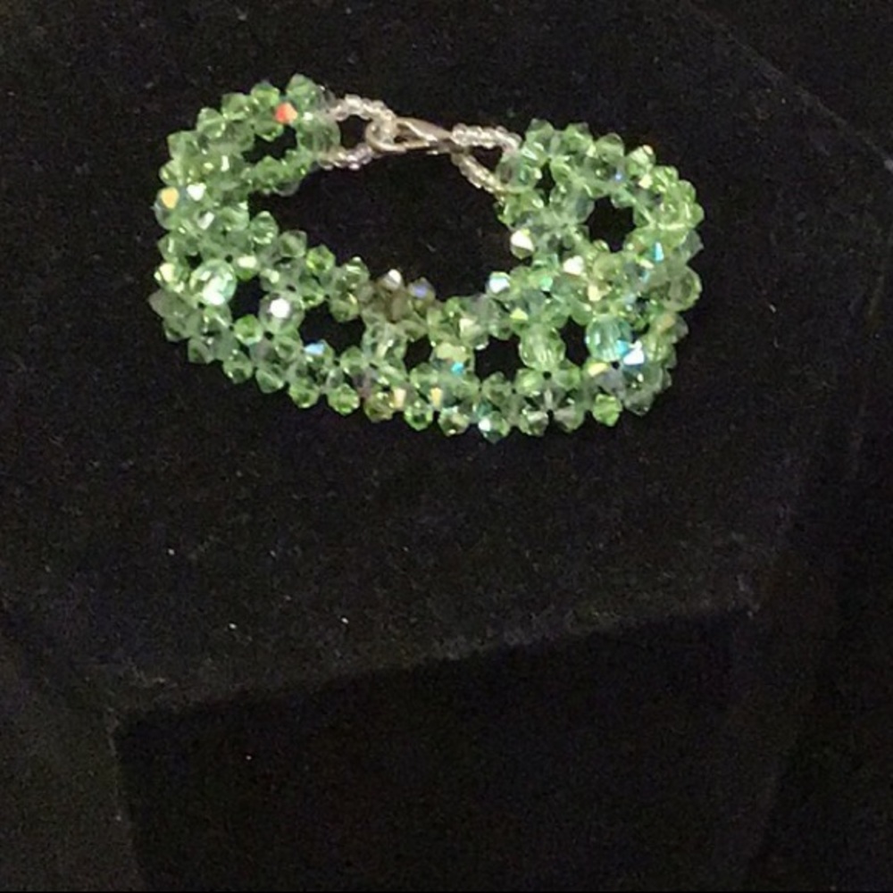 2 for $30🛍NWOT crystal green bracelet.Handmade small wrists